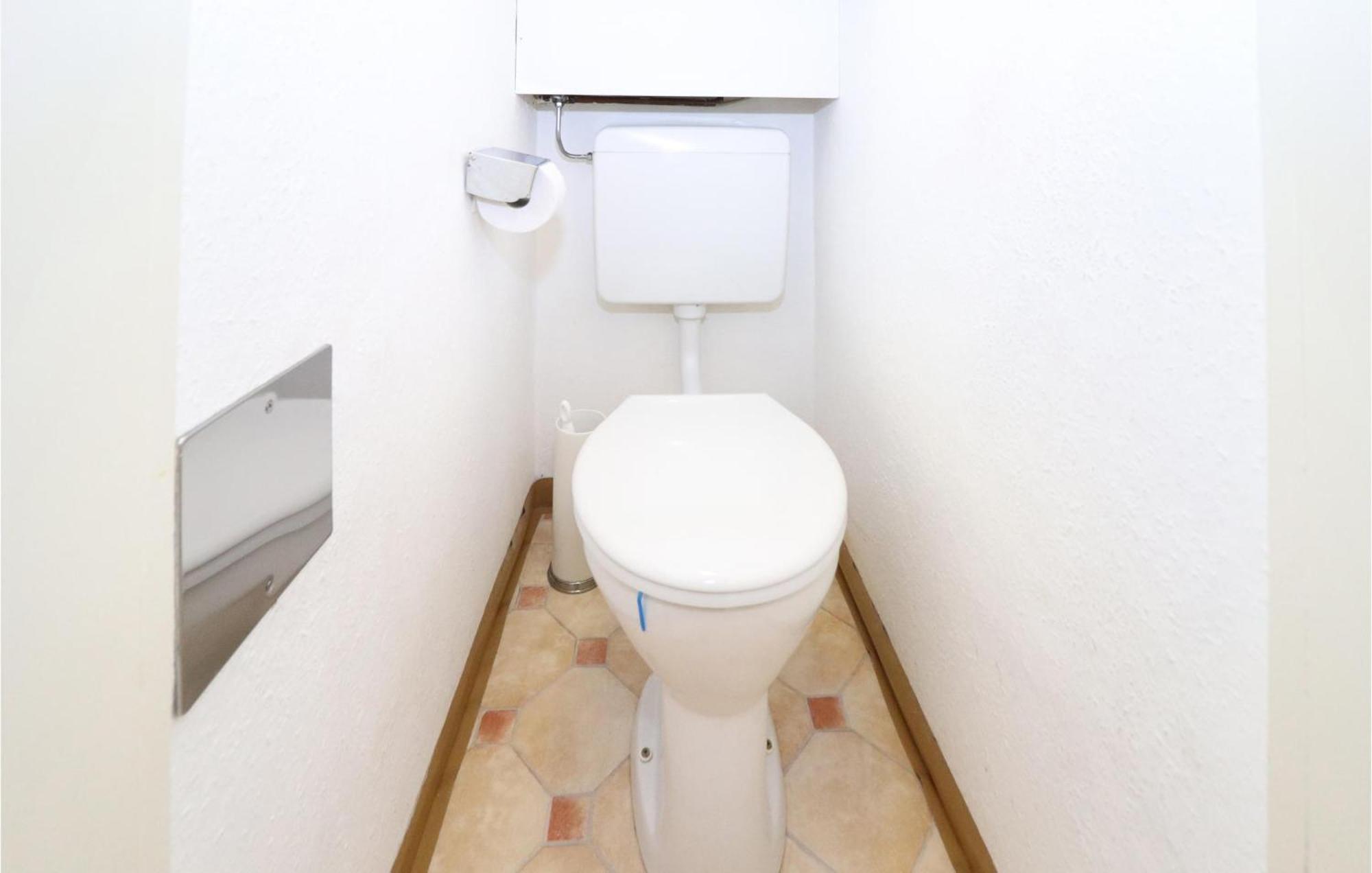 Ferienwohnung Mit Seeblick Aldrans Екстериор снимка