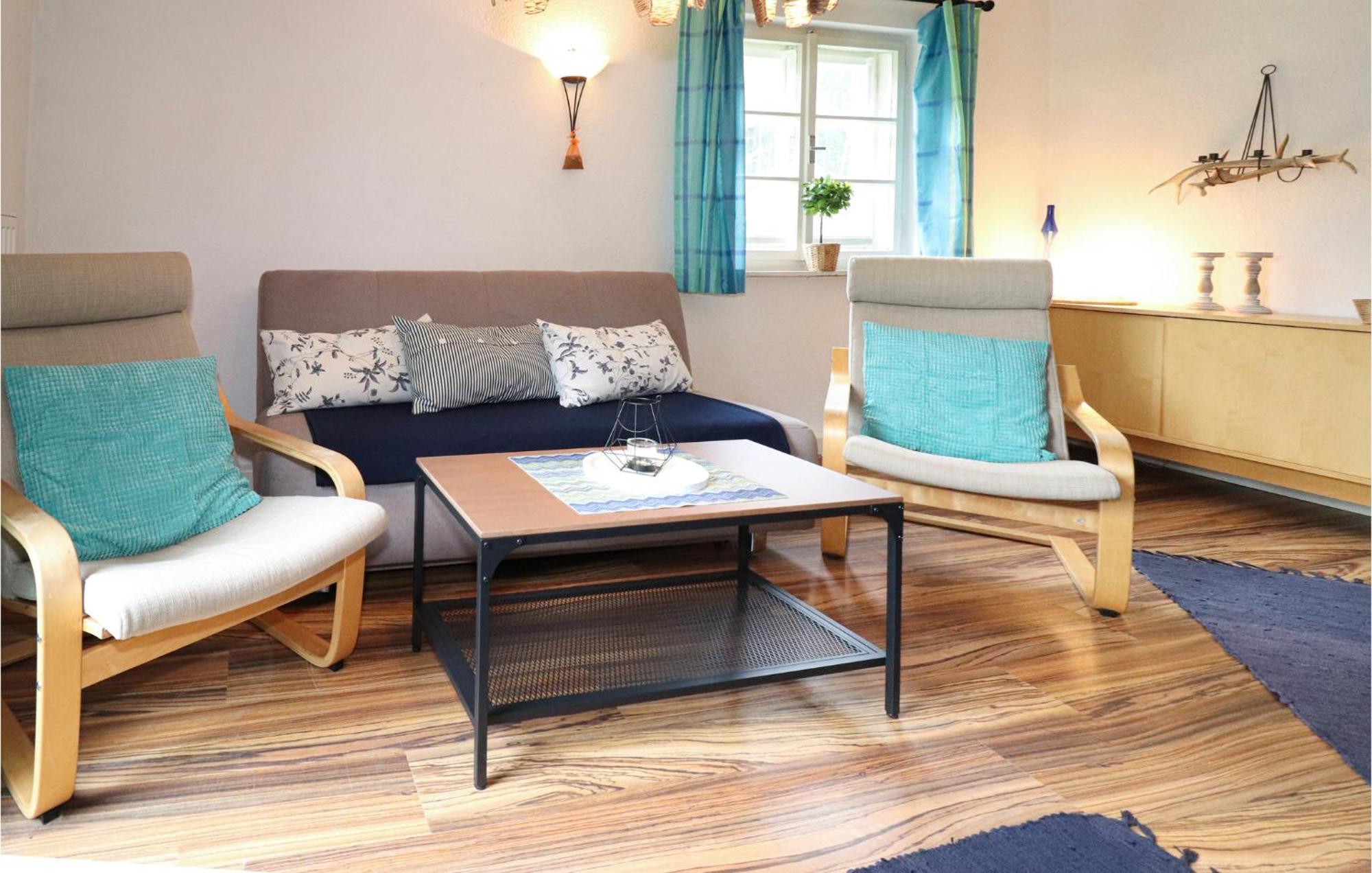 Ferienwohnung Mit Seeblick Aldrans Екстериор снимка
