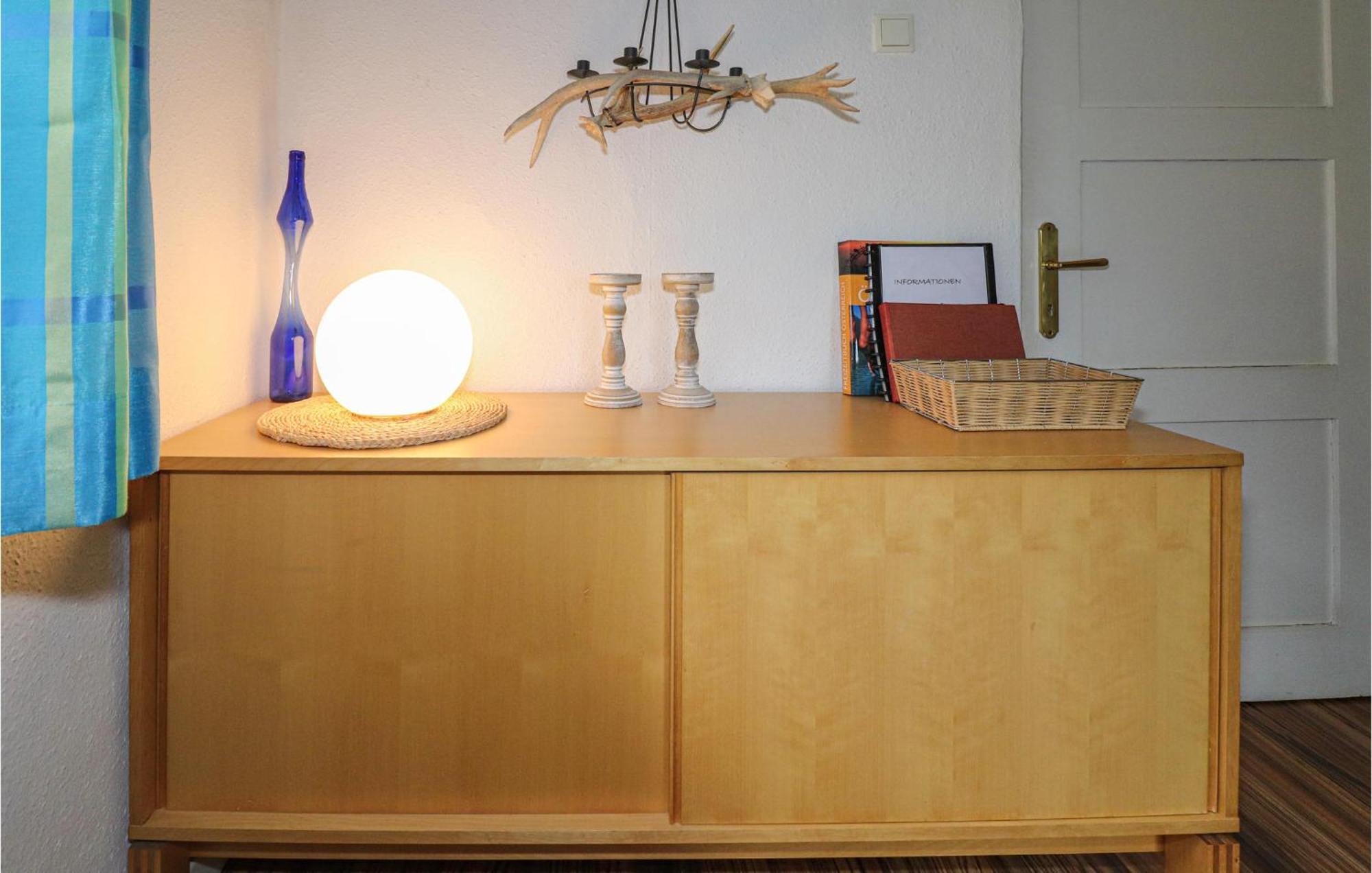 Ferienwohnung Mit Seeblick Aldrans Екстериор снимка